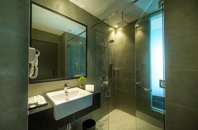 ایبیز استیلز کتا کینابالو اینانام هتل