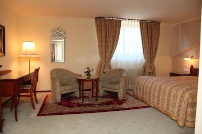 هتل ام سهوبرترینگ