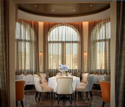 د الکساندر ای لاکچری کالکشن هتل