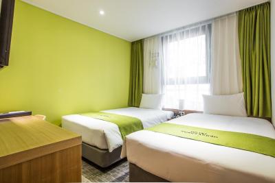 هتل کورتاکسُ اینسادنگ