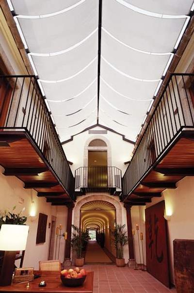 هتل ال کنونت