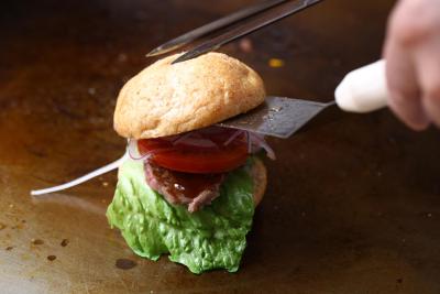 هتل گراسری اساکوسا