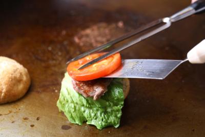 هتل گراسری اساکوسا