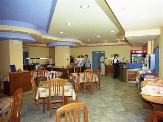 دانا پالاس