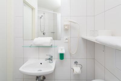 ل پتیت هتل پراگو