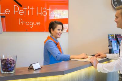 ل پتیت هتل پراگو