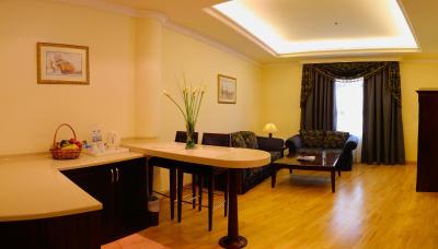 شارجاه پرمیر هتل اند ریزرت