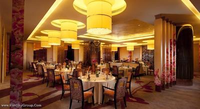 هیلتون باییون