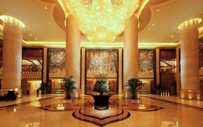 هیلتون باییون