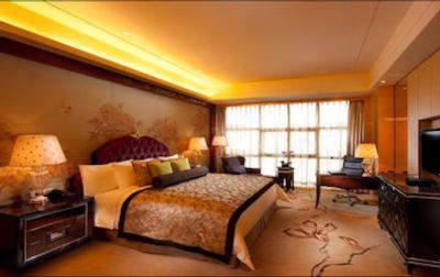 هیلتون باییون