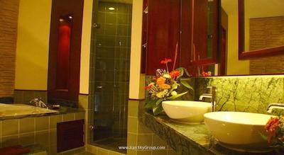 دوانگجیت ریزورت اند اسپا