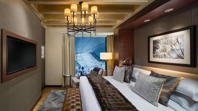 کمپینسکی هتل مال آف د امارات دبی