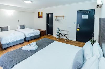 لیدو سویتز کینگز کرز