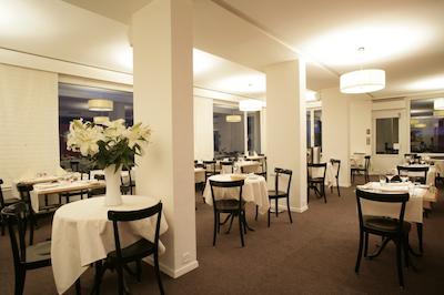 سُرل هتل اسُرا