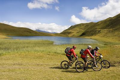 سُرل هتل اسُرا