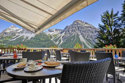 سُرل هتل اسُرا