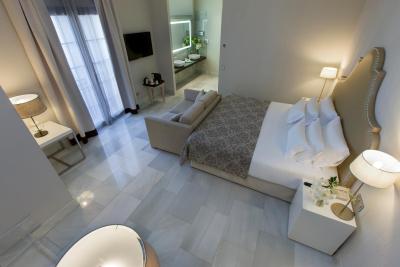 نه کالکشن امیستاد کردبا