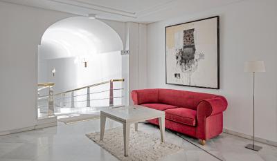 نه کالکشن امیستاد کردبا