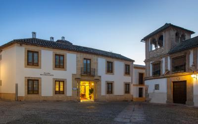 نه کالکشن امیستاد کردبا