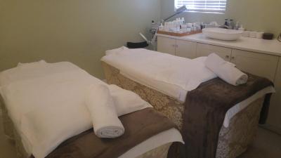 د اندرز بوتیک هتل