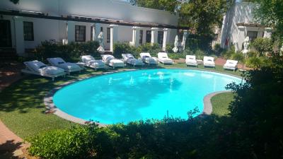 د اندرز بوتیک هتل