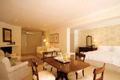 د اندرز بوتیک هتل