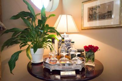 د اندرز بوتیک هتل