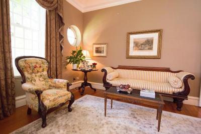 د اندرز بوتیک هتل