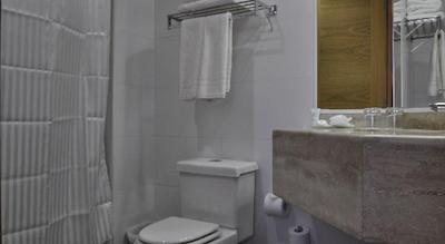 هتل دیگو د آلماگرو آلتو ال لا