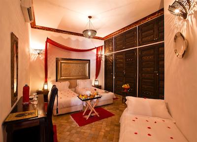 ریاد دار انیکا