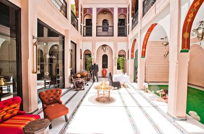 ریاد دار انیکا