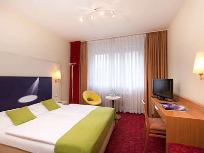 ایبیز استیلز برلین ان در اُپر