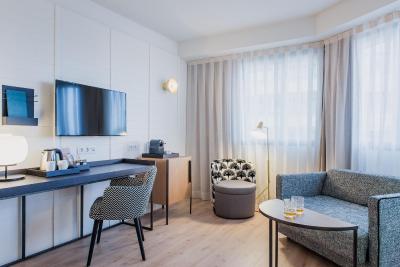 ملینا لاریو