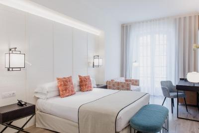 ملینا لاریو