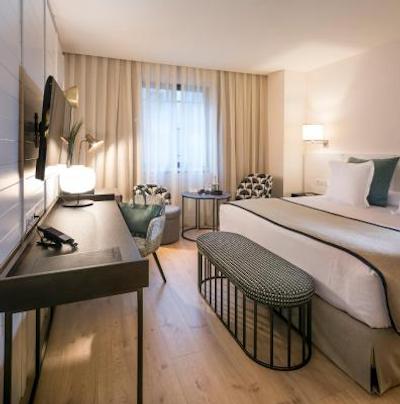 ملینا لاریو