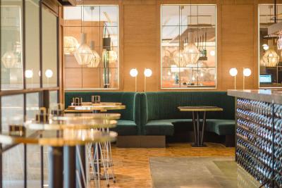 ملینا لاریو