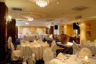 اکوامار بیچ اند اسپا