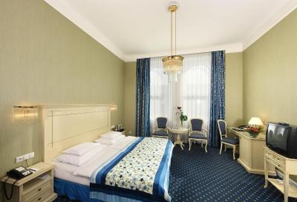 Hotel De France