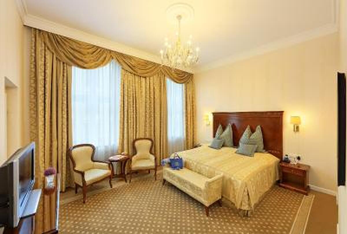 Hotel De France