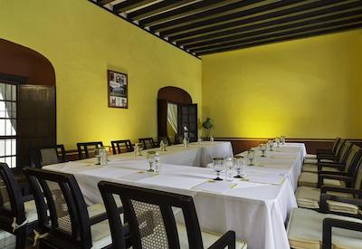 هاسیندا پورتا کمپچ ا لوکسوری کالکشن هتل کمپچ