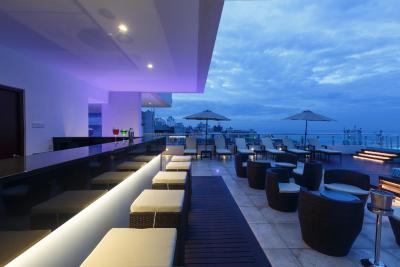 رنوکا اند رنوکا سیتی هتل