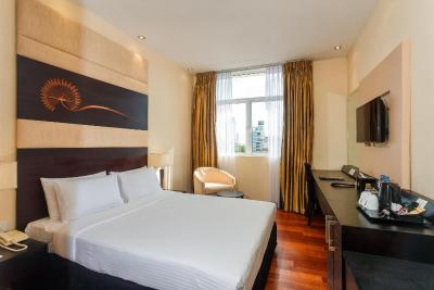 رنوکا اند رنوکا سیتی هتل