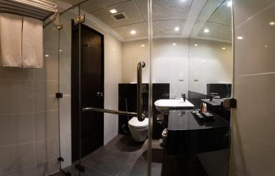 رنوکا اند رنوکا سیتی هتل