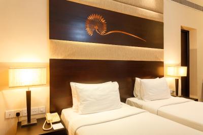 رنوکا اند رنوکا سیتی هتل