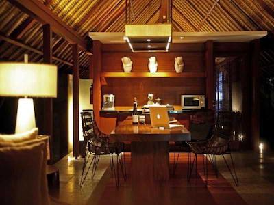 کومانیز پریوات استات جیمباران