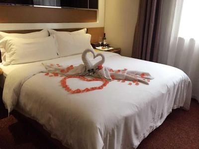 لاوند هتل شانگهای پودونگ اینترنشنال ایرپورت چوانشا برانچ