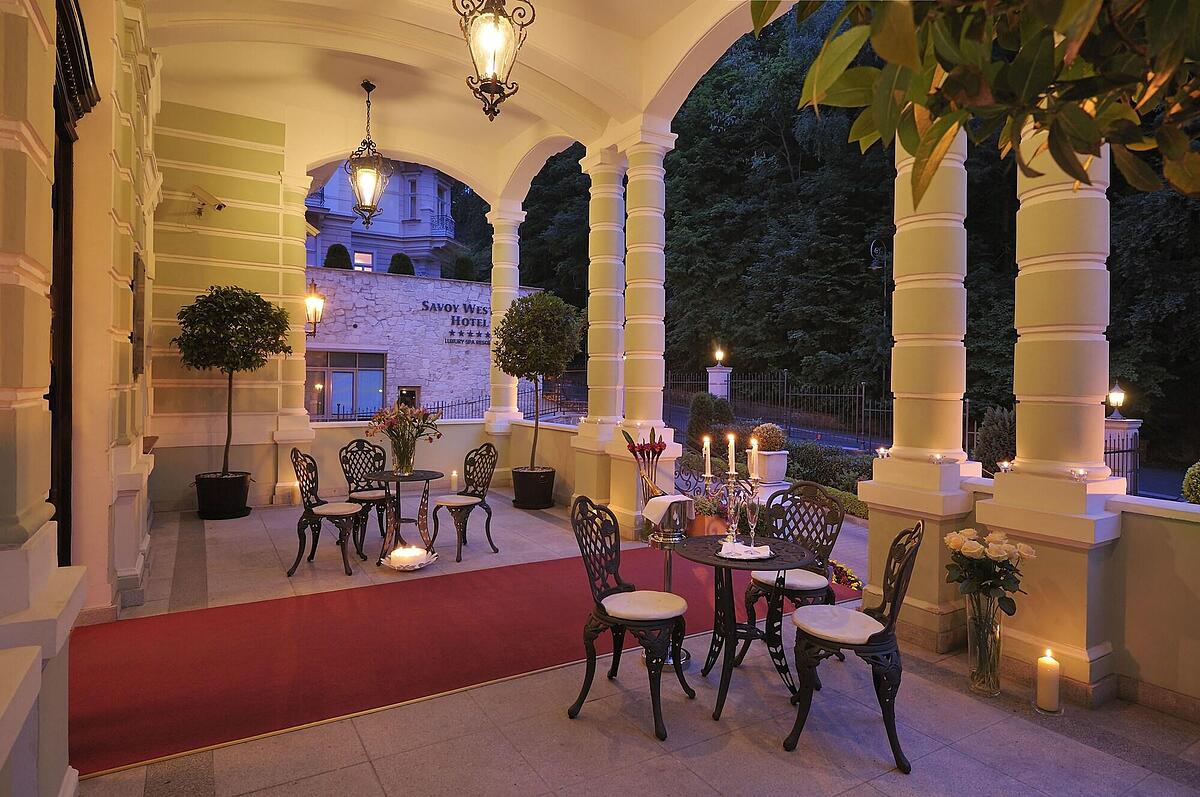 ساوی وستند