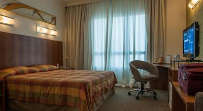 بوربن جوینویل بوسینز