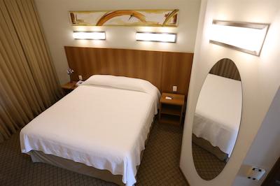 بوربن جوینویل بوسینز