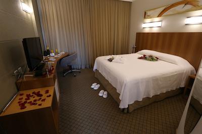 بوربن جوینویل بوسینز